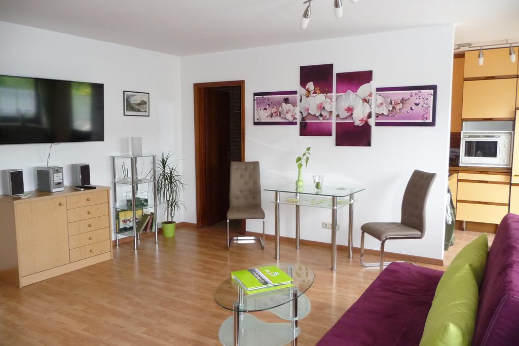 Ferienwohnung Renner บวร์กเฮาเซิน ภายนอก รูปภาพ